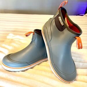 Modern Grundens Gray and Orange Slip-On Boots